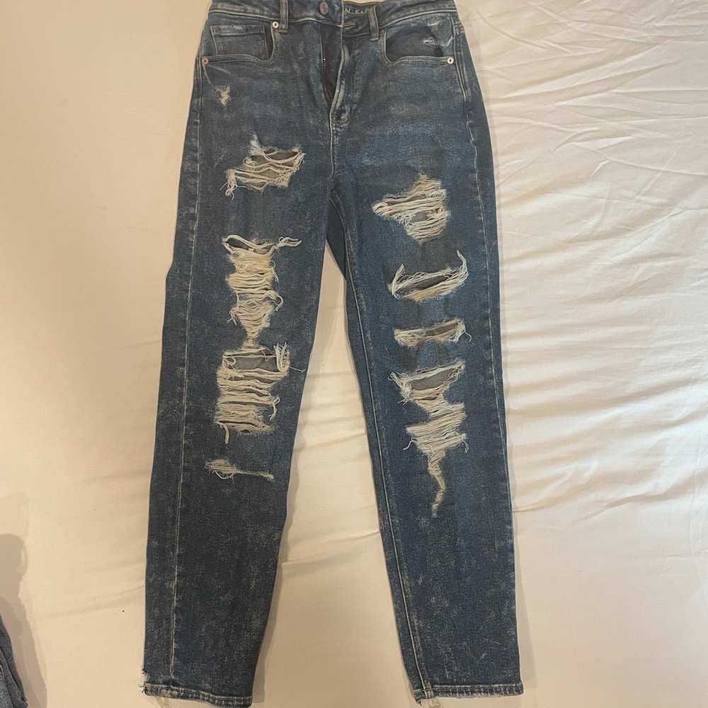 American Eagle Mom Jean